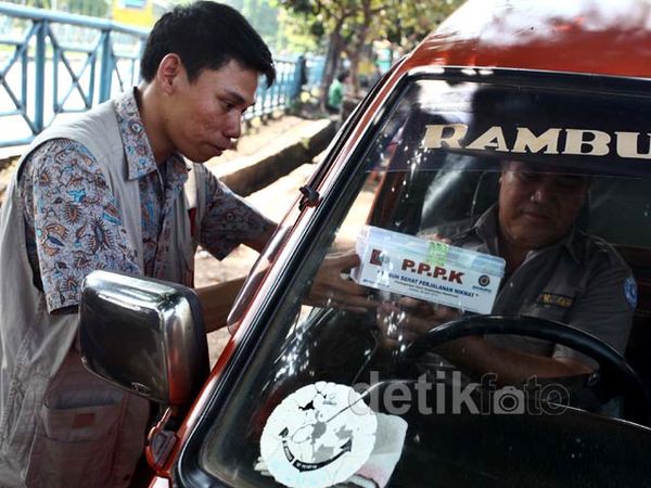 Asyik, Ratusan Sopir Dapat Kotak Obat Gratis
