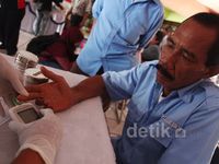 Sopir & Kondektur Dapat Pengobatan Gratis