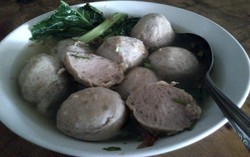 Bagaimana Ciri-ciri Bakso Sapi Enak?