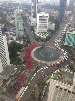 Aksi Buruh Terkonsentrasi di Istana, Bundaran HI Lengang