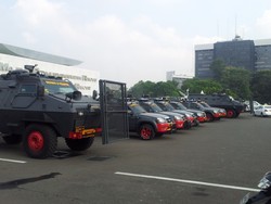  Antisipasi Demo Buruh, TNI dan Polri Bersiaga di Gedung DPR