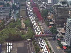 Bus Buruh Susuri Sudirman-Thamrin, Memanjang 4 Km