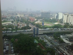 Ini Gambar Tol Dalam Kota yang Parkir, Bus Jadi Raja