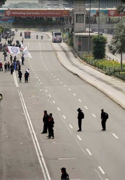 Buruh Masih Demo, Busway Koridor I Masih Tutup dan Koridor Lain Mulai Jalan