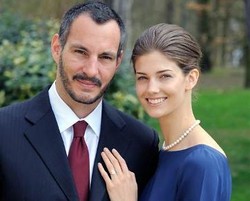 Top Model Kendra Spears Akan Dinikahi Putra Miliuner Aga Khan 