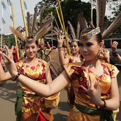 7 Tantangan Memotret Karnaval