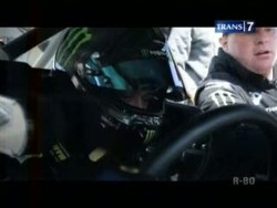 Rossi Coba Lintasan Balap Nascar