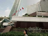 Ada Demo Buruh, Plaza Indonesia Tutup