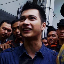 Rasti Mengaku Ditawari Uang Rp 250 Juta Agar Tak Polisikan Eza Gionino