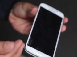 Galaxy S4 vs iPhone 5, Mana Lebih Kuat?