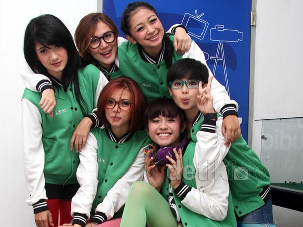 Super Girlies Makin Kompak