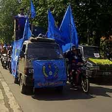 Buruh di Rungkut Sier Bergerak ke Gedung Grahadi