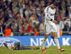 Sementara Madrid kembali gagal menembus final. REUTERS/Sergio Perez.