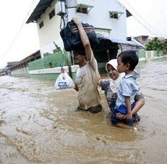 Pagi Ini, Pemukiman di Bidaracina Jatinegara Banjir 60 Cm