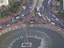 Ini Penampakan Jokowi Luncurkan MRT dari Atas HI