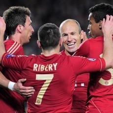 Fabregas Akui Kecerdikan Dua Winger Bayern