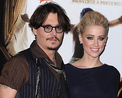 Kembali Mesra, Johnny Depp & Amber Heard Hidup Serumah