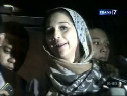 Ayu Sempat Dijanjikan Pekerjaan oleh Ahmad Fathanah