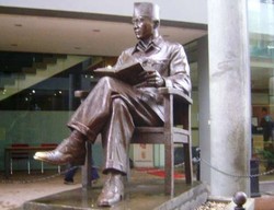 Kagum dengan Soekarno, Sudahkah Datang ke Makamnya?