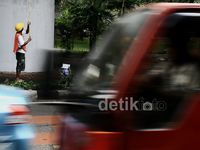 Tiang Jembatan Layang Dipercantik