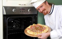 Wah, Kini Italia Kekurangan Ahli Pembuat Pizza