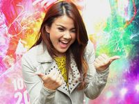 Nirina Zubir Selalu Tampil Ceria