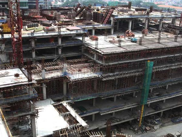 Industri Ritel Makin Mengeliat