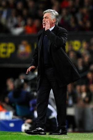 Fans PSG Minta Ancelotti Tak Pindah ke Madrid