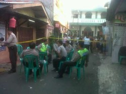 Geledah Rumah Teroris, Polisi Sita Kabel & Serbuk Bahan Peledak 