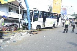 Korban Tewas Tabrakan Karambol di Semarang Bertambah Jadi 3 Orang
