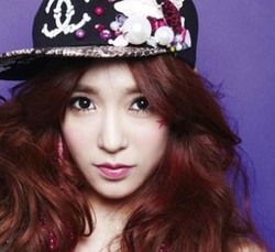 Tiffany SNSD Akan Melakukan Lemparan Bola Pertama di Liga Baseball AS