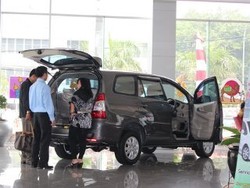 Yuk Berburu Diskon Mobil, Bisa Puluhan Juta Lho!