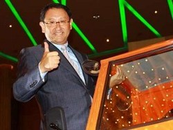 Bos Toyota Kembali Pacu Mobil Balap