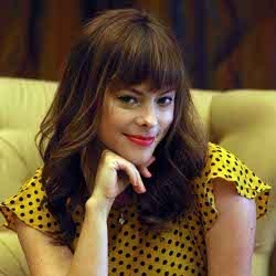 Siap Malam Mingguan Bareng Lenka?