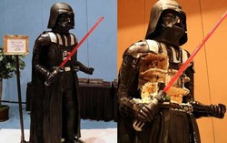 Tokoh Darth Vader Berbentuk Cake Seberat 225 Kilogram