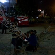 Tower Internet Pemkot Surabaya Roboh, Seorang Pekerja Kritis