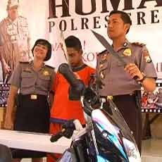 Pelaku Curanmor Bersenjatakan Pedang Dibekuk