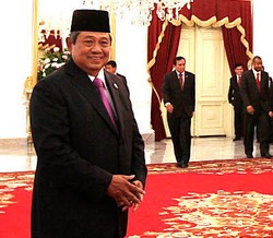 SBY Puji Warga Tengger yang Setia Menjaga Tradisi