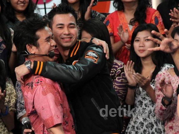 Suasana Haru Warnai Kemunculan Perdana Raffi Ahmad