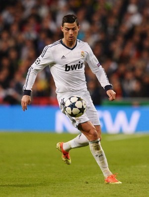 CR7 Disebut Mungkin Saja Bakal ke PSG