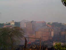 Kebakaran di Kampung Pulo Lalap 75 Rumah, Termasuk Milik Pak RT & RW