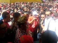 Jadi Jurkam di Bali, Jokowi Ikut Gerak Jalan dan Blusukan ke Pasar