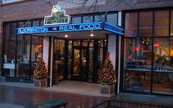 Ada 44 Syarat yang Harus Dipenuhi Jika Mau Jadi Chef Di Restoran Ini!