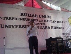 Beri Kuliah Umum di Jambi, Dahlan Didukung Mahasiswa Jadi Presiden