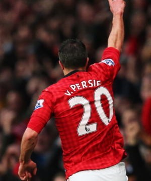 Musim Depan Van Persie Tetap Pakai No. 20 Biar Fans Tak Beli Kaus Baru Musim Depan Van Persie Tetap Pakai No. 20 Biar Fans Tak Beli Kaus Baru