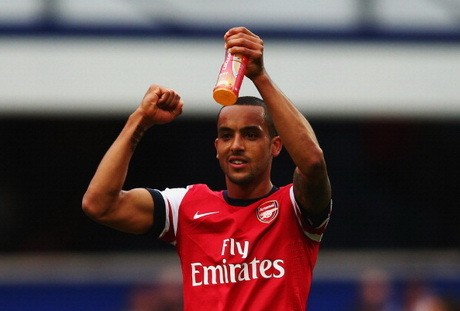 20 Detik, Gol Walcott Tercepat di Premier League Musim Ini 20 Detik, Gol Walcott Tercepat di Premier League Musim Ini