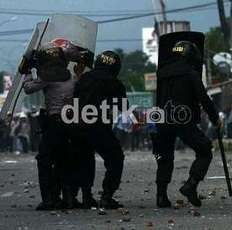 Bentrok di Musirawas, 20 Personel Polisi Diperiksa