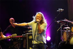 Robert Plant Kerap Menerima Teror dari Penggemar Wanita