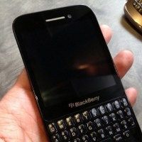 Gaya Klasik BlackBerry 10 Versi Murah