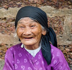 Soal Model Human Interest: Bayar atau Tidak Bayar?